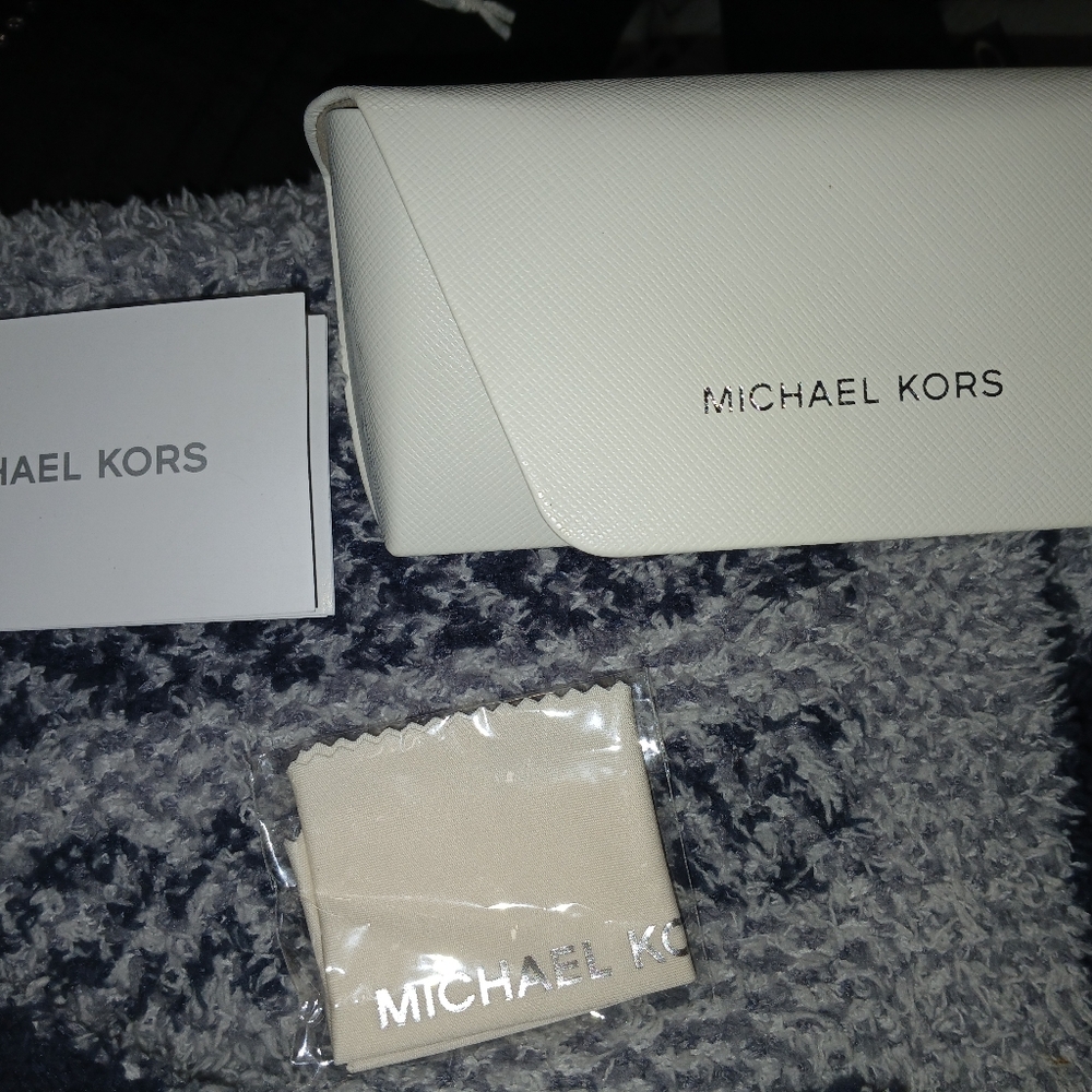 Michael Kors sunglasses - Picture 2 of 2